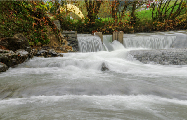 pose lente a Urgurri